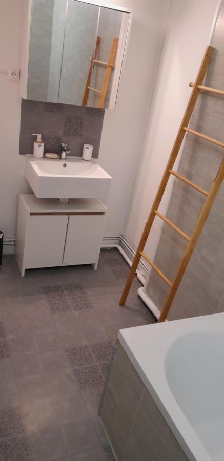 Appartement 2 Ch 40 M2 Au Pied Des Pistes De Ski Enchastrayes Ngoại thất bức ảnh