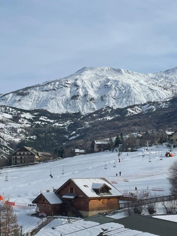 Appartement 2 Ch 40 M2 Au Pied Des Pistes De Ski Enchastrayes Ngoại thất bức ảnh